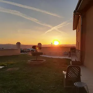 Hébergement de vacances Le Pressoir, Mercurol-Veaunes